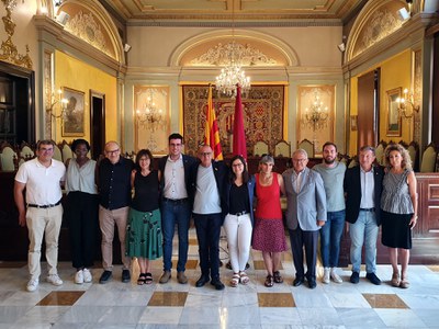 Els regidors i regidores que formen part del govern municipal, avui al Saló de Sessions.