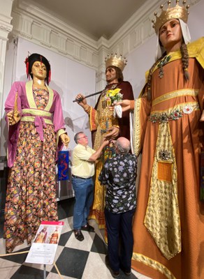 Joan Ramon González, protagonista de la novetat d'enguany: fer coincidir el pregoner de Nadal amb la col·locació del primer fanalet.