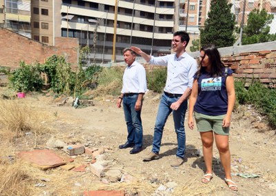 Toni Postius ha explicat que els solars de la zona ja són de titularitat pública i que s’està redactant el projecte per enderrocar una construcció qu….