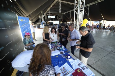 L'entitat ofereix una parada amb els seus productes solidaris.