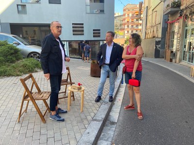 El paer en cap ha coincidit en el recorregut pel Parking Day amb el regidor de Mobilitat.