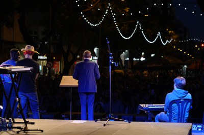 El pregó de les Festes de la Tardor 2022 ha tingut lloc a l'escenari dels concerts i revetlles, a l'avinguda Rovira Roure..