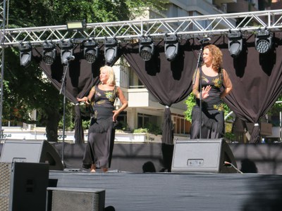 La Lola i la Pati han convidat el públic a deixar-se endur per la música.