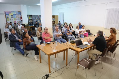 Veïns i veïnes que han participat en la trobada.