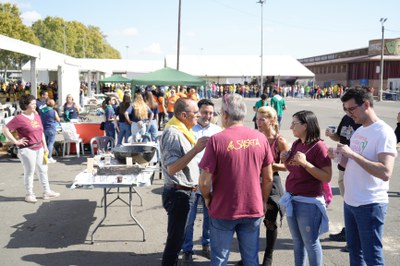 Bon ambient avui a l'Aplequet de Tardor als Camps Elisis.
