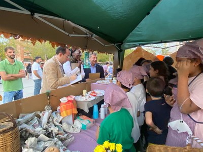 Els regidors de la Paeria han fet de jurat del concurs de castanyeres a la Bordeta.