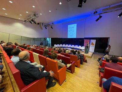 La jornada s'ha desenvolupat a la Sala Leandre Cristòfol de la Llotja.
