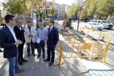 Imatge de la visita d'obres d'aquest matí a la Rambla d'Aragó.