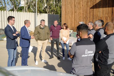 Pueyo, Postius i Melé han saludat els membres d'aquest equip de l'IMO.