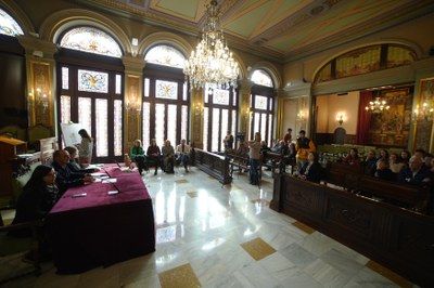 Acte al Saló de Sessions de la Paeria per celebrar el Dia Internacional de la Ciutat Educadora.