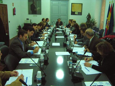 La reunió constitutiva de la Comisión de Sociedad de la Información y Nuevas Tecnologías ha tingut lloc a la seu de la FEMP (Madrid)..