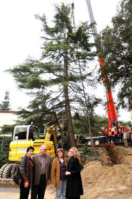 L'alcaldessa en funcions, Montse Mínguez, acompanyada de la primera tinent d'alcalde Marta Camps, i dels regidors Barberà i Mestres.