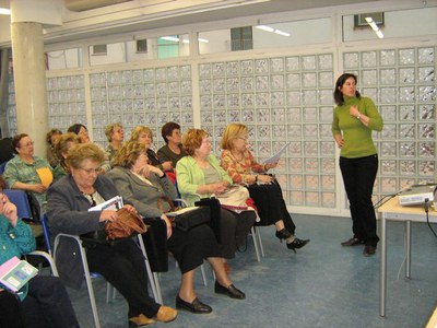 El taller forma part del I Pla Municipal de Polítiques d'Igualtat de Gènere 2006-2010..