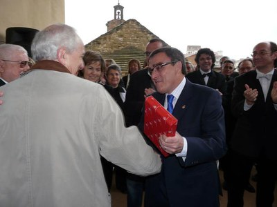 La Paeria i l'Orfeo han reconegut la tasca de particulars en favor de l'entitat.