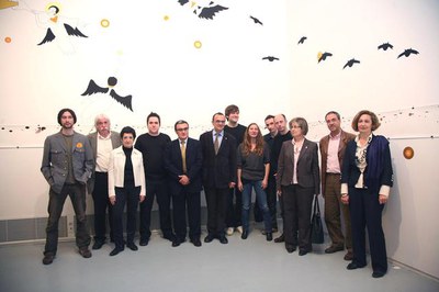 L'alcalde ha presidit la inauguració de la Biennal al Centre d'Art La Panera..