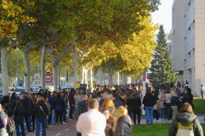 808 aspirants realitzen aquest matí les proves teòrica i pràctica del concurs oposició d’accés lliure convocat per l’Ajuntament de Lleida per cobrir 60 places d’auxiliar administratiu..