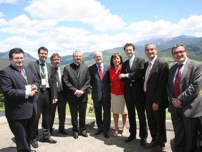 Les autoritats, abans de l'inici del col·loqui del conseller d'Economia.