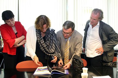 En la trobada s'ha constatat el bon ritme constructiu del nou Palau de Congressos i Centre de Convencions..