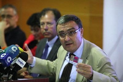 Ros ha presentat la nova targeta T-JOVE ESCOLAR.