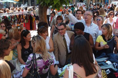 El mercat de les rebaixes ha tingut una gran assistència de públic..