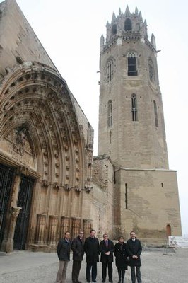 Mayor Zaragoza, acompanyat de l'alcalde de Lleida, el president de la Diputació, la tinenta d'alcalde i el vicepresident de la Diputació ha visitat l….
