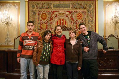 Imatge dels nous membres de la Comissió Permanent del Plenari dels Infants, amb la nova presidenta al centre de la imatge..