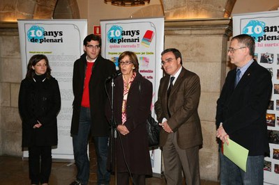 L'exposició commemorativa dels 10 anys del plenari es pot visitar al pati del Palau de la Paeria..