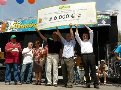 El Club Banyetes ha recaptat enguany 6.000 euros per a l'escola Bressol de la Fundació Lleida Solidària a l'Alger.