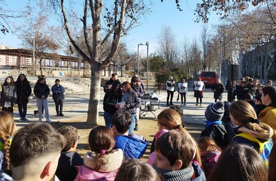 El Dia Escolar de la No Violència i la Pau s'ha celebrat simultàniament a tres espais públics de Lleida: el Parc de l'Aigua, la pl. Ricard Viñes i als Camps Elisis (foto).