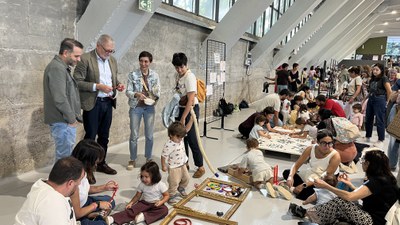 La commemoració dels 50 anys història de les EMB ha inclòs activitats i jocs per als infants..