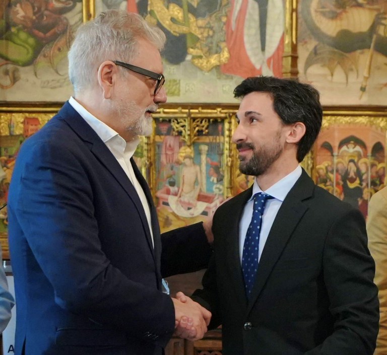 L'alcalde Larrosa ha destacat el paper de la secretaria general com a garant del compliment de la llei