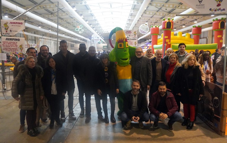 Diversos regidors i regidores de la Corporació Municipal han assistit a l'obertura aquest matí de Cucalòcum i Cucaesport.