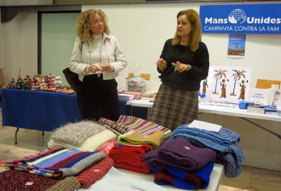 La regidora de Cultura i Promoció de la Ciutat, Pilar Bosch, i la presidenta de Mans Unides a Lleida, Irene Santolaria, han agraït la participació de….