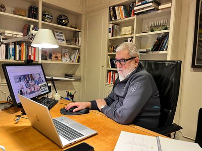 L'alcalde, Fèlix Larrosa, durant la reunió amb la Conselleria de Presidència de la Generalitat.