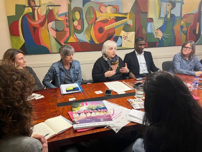 La tinenta d'alcalde Carme Valls i el regidor Jackson Quiñónez han participat en la presentació de la Cursa de la Dona de Lleida.