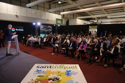 L'alcalde Fèlix Larrosa , president del Patronat de Fira de Lleida, ha participat en la cloenda de la Fira de Sant Miquel..