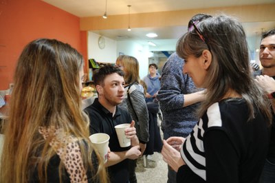 La regidora Sandra Castro va ser una de les sòcies fundadores de l'associació Colors de Ponent.