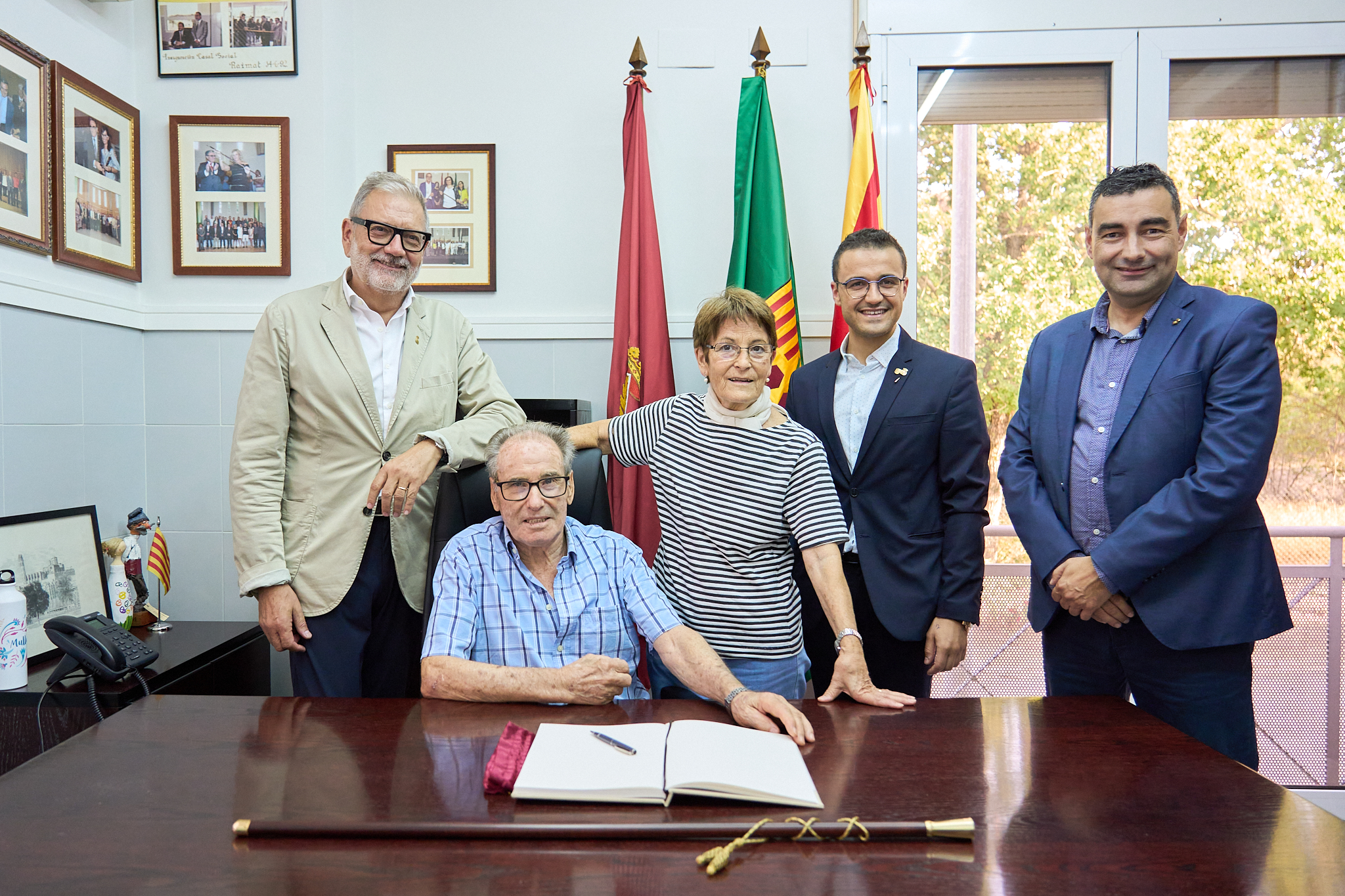 Tot i les adversitat meteorològiques, Raimat ha aplaudit els pregoners d'aquest any, Pilarín Dalmau i Antolín Hernández, que han estat rebuts oficialment i han signat al Llibre d'Honor