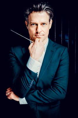 L’Orquestra Simfònica de Barcelona i Nacional de Catalunya (OBC), sota la direcció de Joseph Bastian i amb el baríton Josep Ramon Olivé, interpretara….