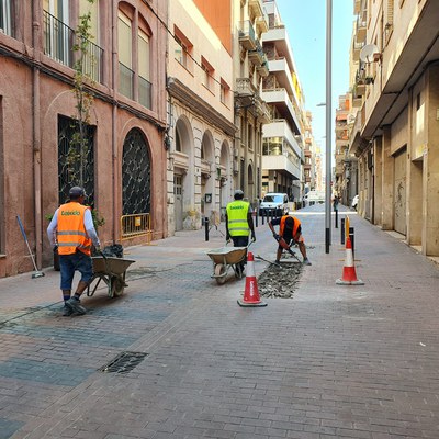 La Brigada d’Acció Immediata de l’Ajuntament treballa juntament amb l’empresa Teixidó, adjudicatària del Pla de manteniment, conservació i millora de….