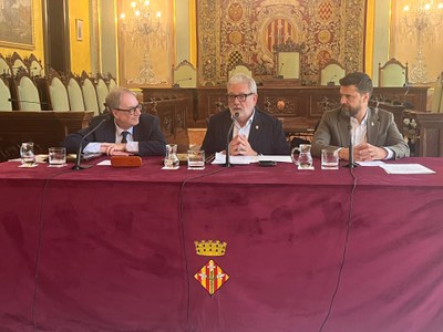 L'alcalde ha afirmat que amb el conveni de dinamització dels Centres Sènior municipals “sumem per guanyar”.
