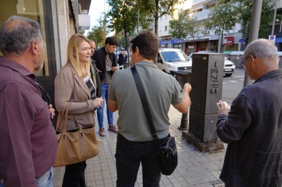 La campanya de neteja intensiva inclou treballs de neteja de carrers i places, de mobiliari urbà, jocs infantils, revisió de fonts, etc..
