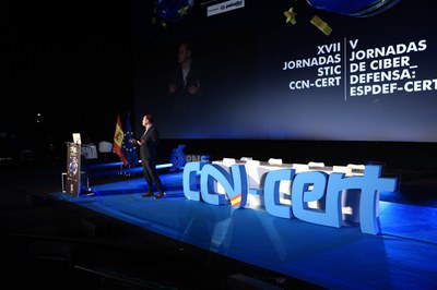 Una de les ponències al congrés STIC CCN-CERT celebrat a Madrid aquesta setmana.