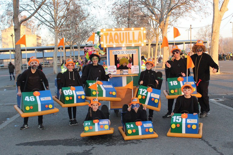 El segon lloc ha estat per a la comparsa Prou De Brou amb “Els autos de Choque”