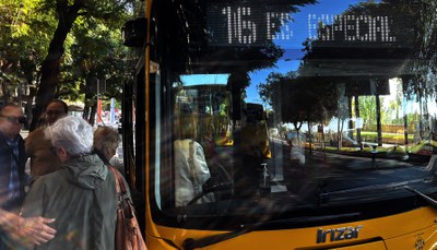 El taller per avaluar el servei de transport urbà ha consistit en una recorregut pel centre de la ciutat i, després, d'una sessió de reflexió per com….