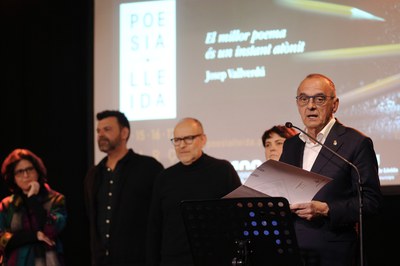 Inici del Festival Poesa Lleida al Cafè del Teatre de l'Escorxador.