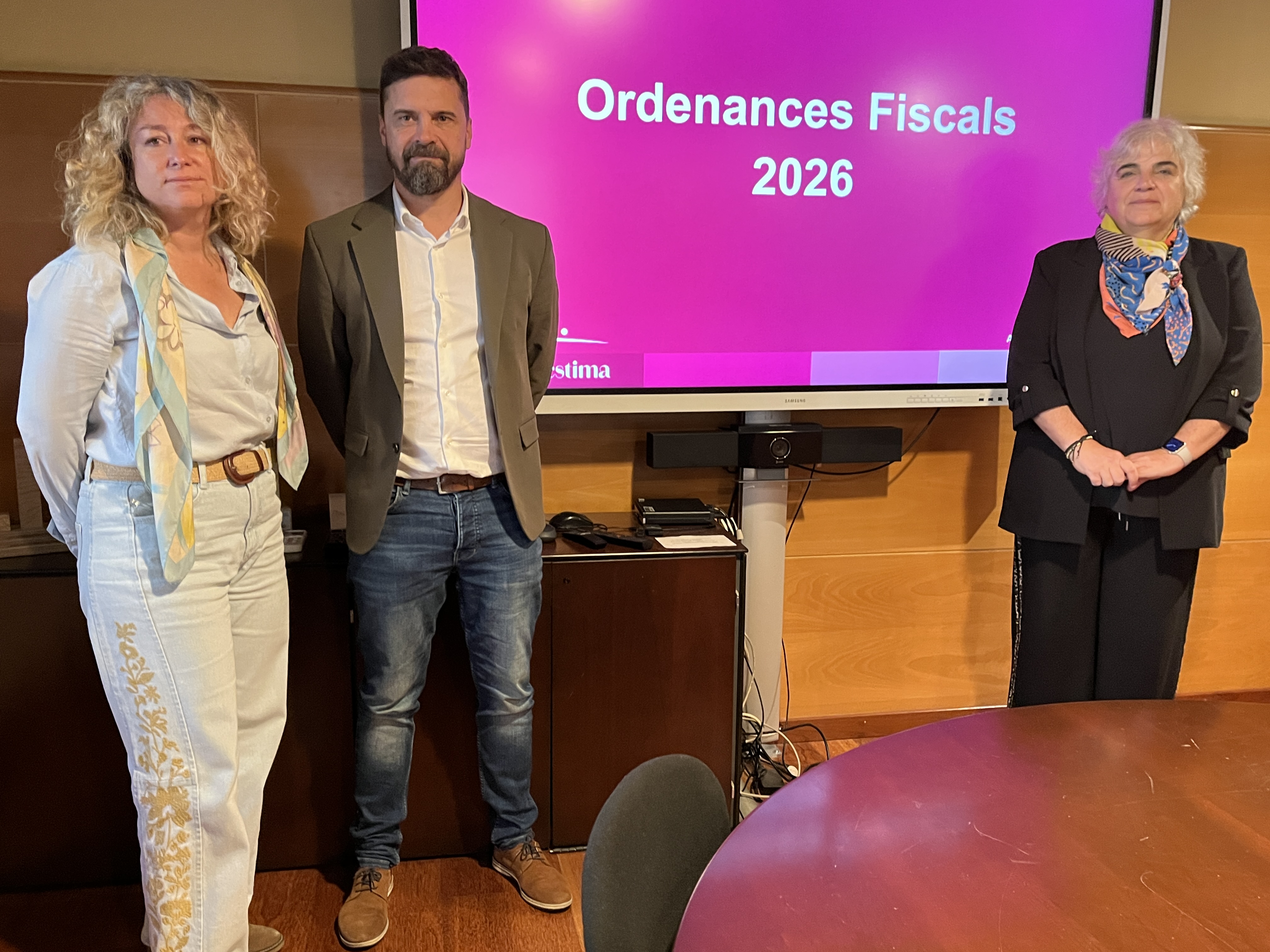 Enjuanes, Bosch i Valls, avui durant la presentació