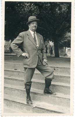 Aquest dimecres, 27 de setembre, xerrada a càrrec de Jordi Solà sobre la figura d’Smith, el procés de recerca i la plasmació en l’exposició i una pub….