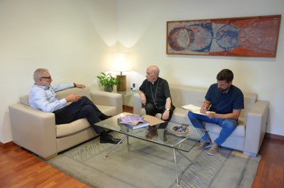 Reunió a la Paeria del paer en cap, Fèlix Larrosa, amb el Bisbe de Lleida.