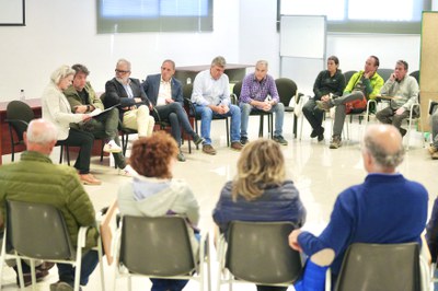 L'alcalde ha escoltat les preocupacions de les persones afectades.